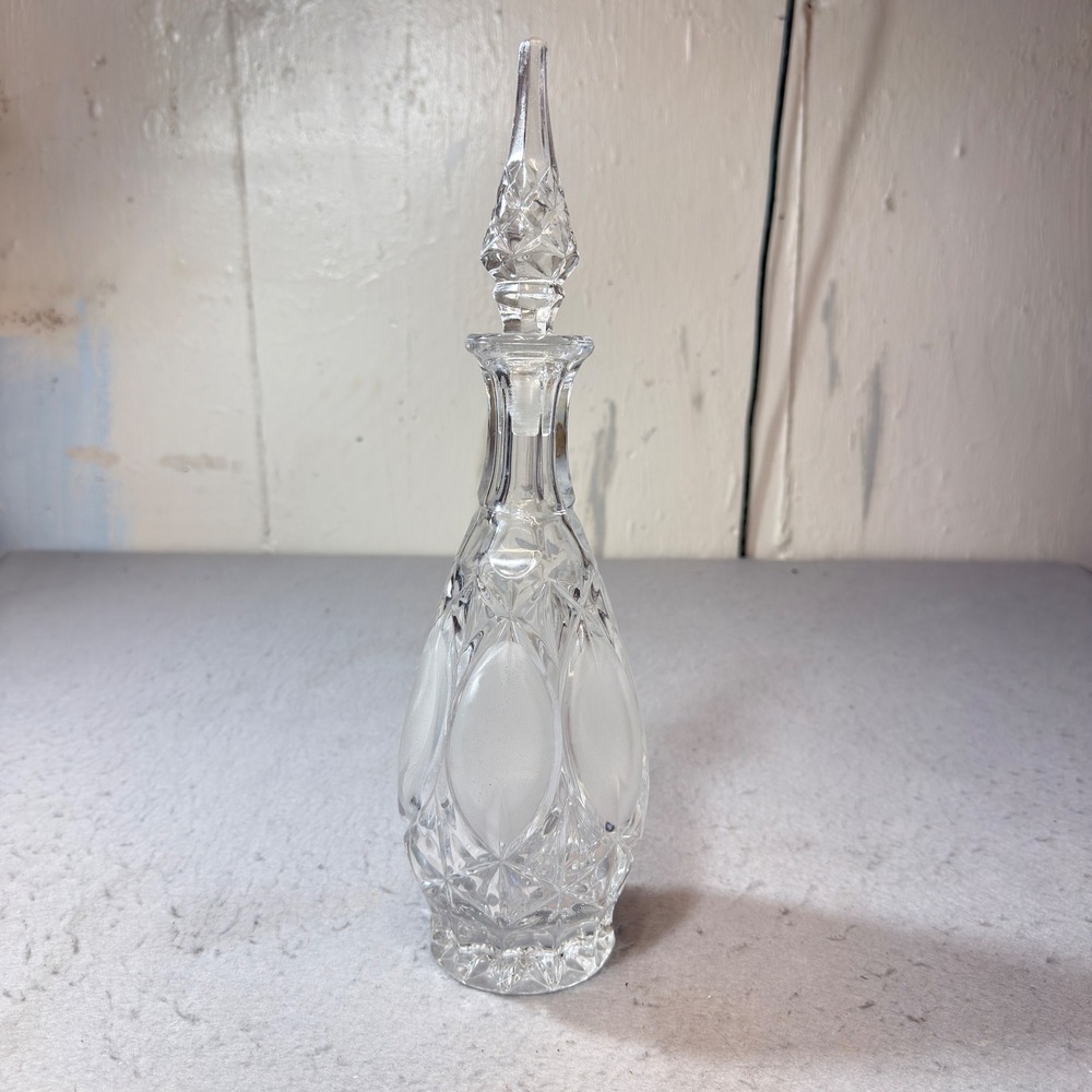 Unbranded Cut Crystal Decanter Clear Frosted Excellent Vintage Barware 15.5in